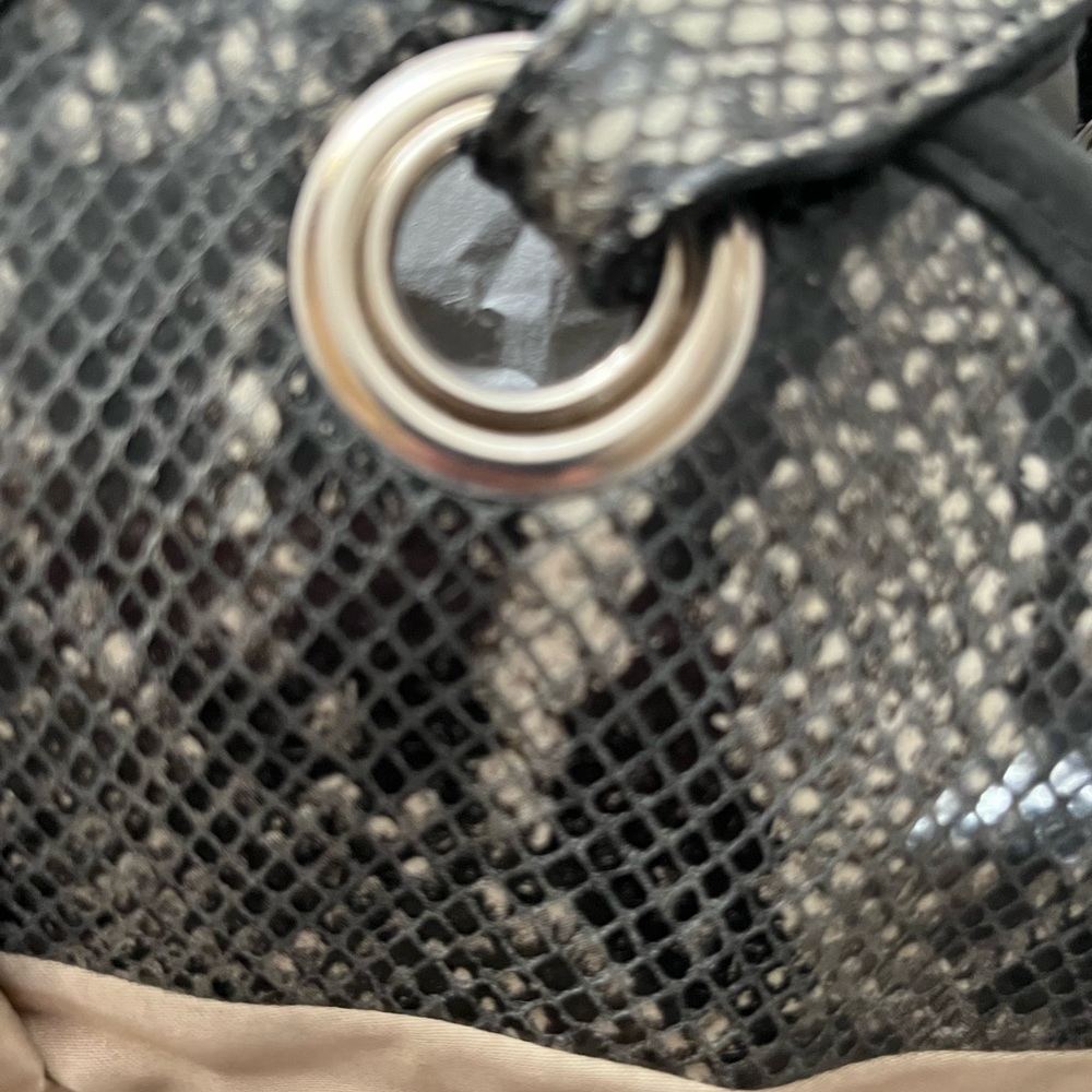 Stuart Weitzman snake print satchel VGUC - Picture 8 of 14